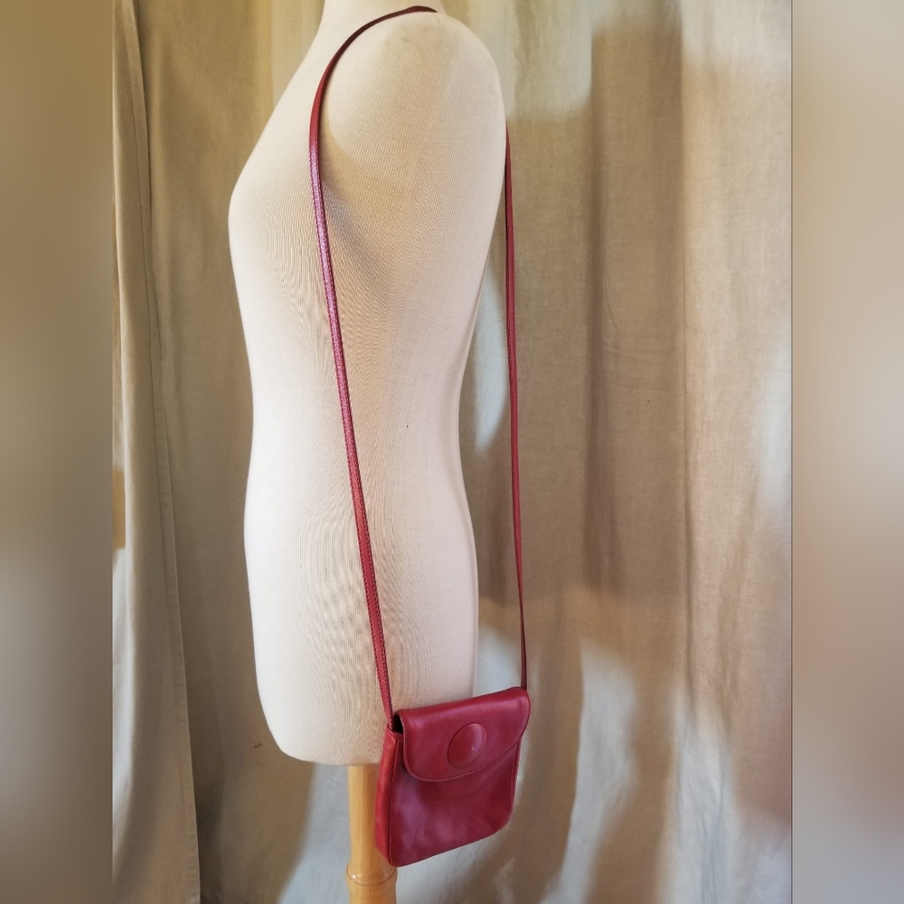 Red shoulder bag